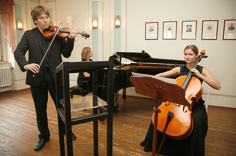 Leipzig Frankfurt am Main Wagner deutsch